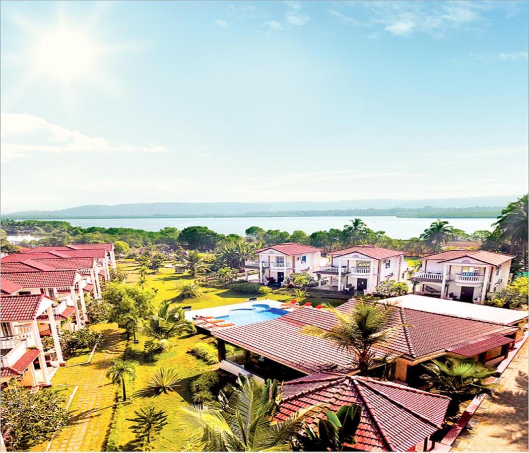 Span Suites & Villa Morjim Buitenkant foto