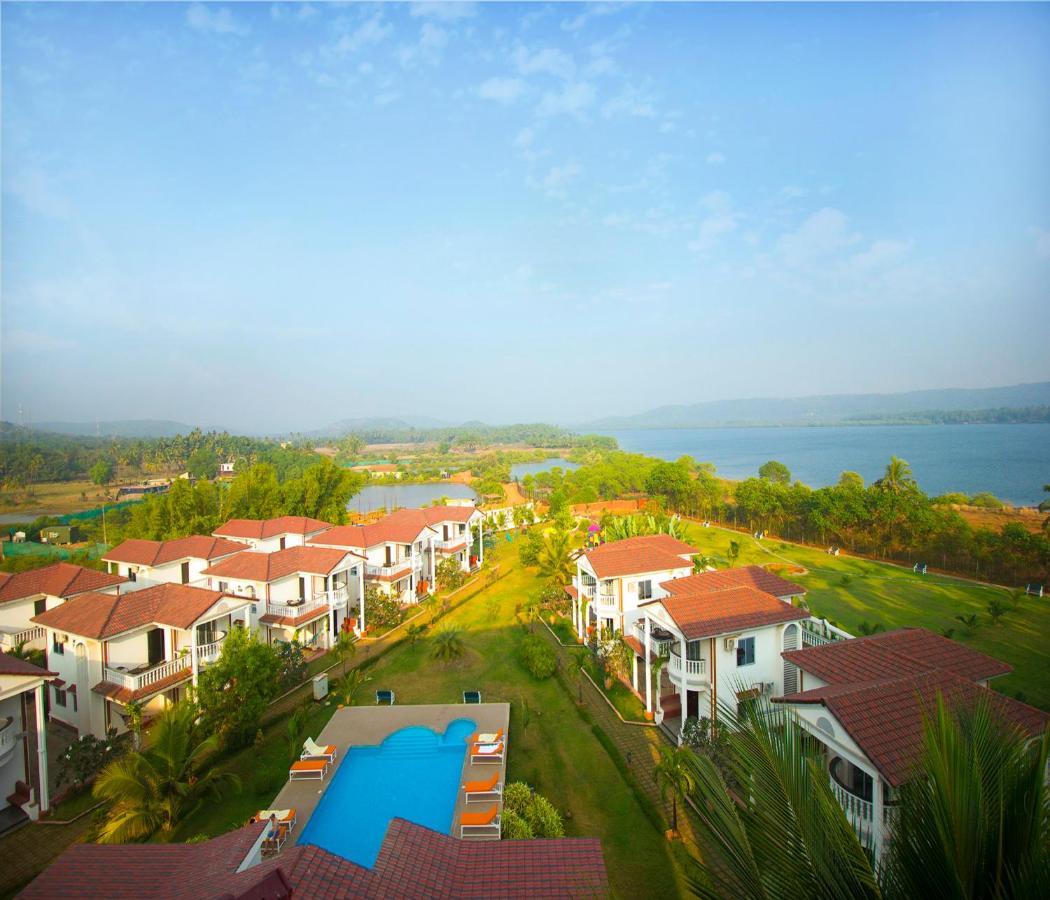 Span Suites & Villa Morjim Buitenkant foto