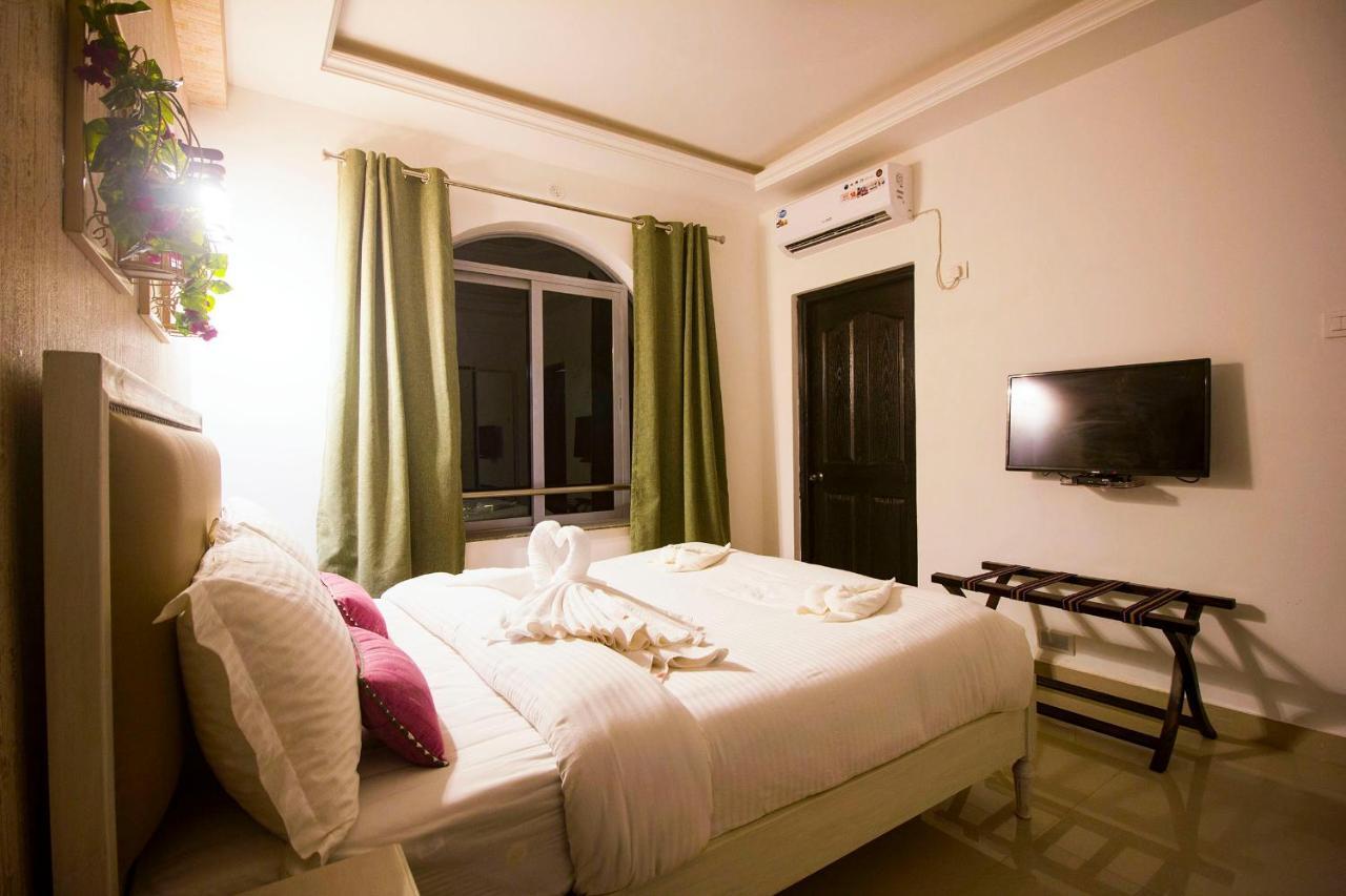 Span Suites & Villa Morjim Buitenkant foto
