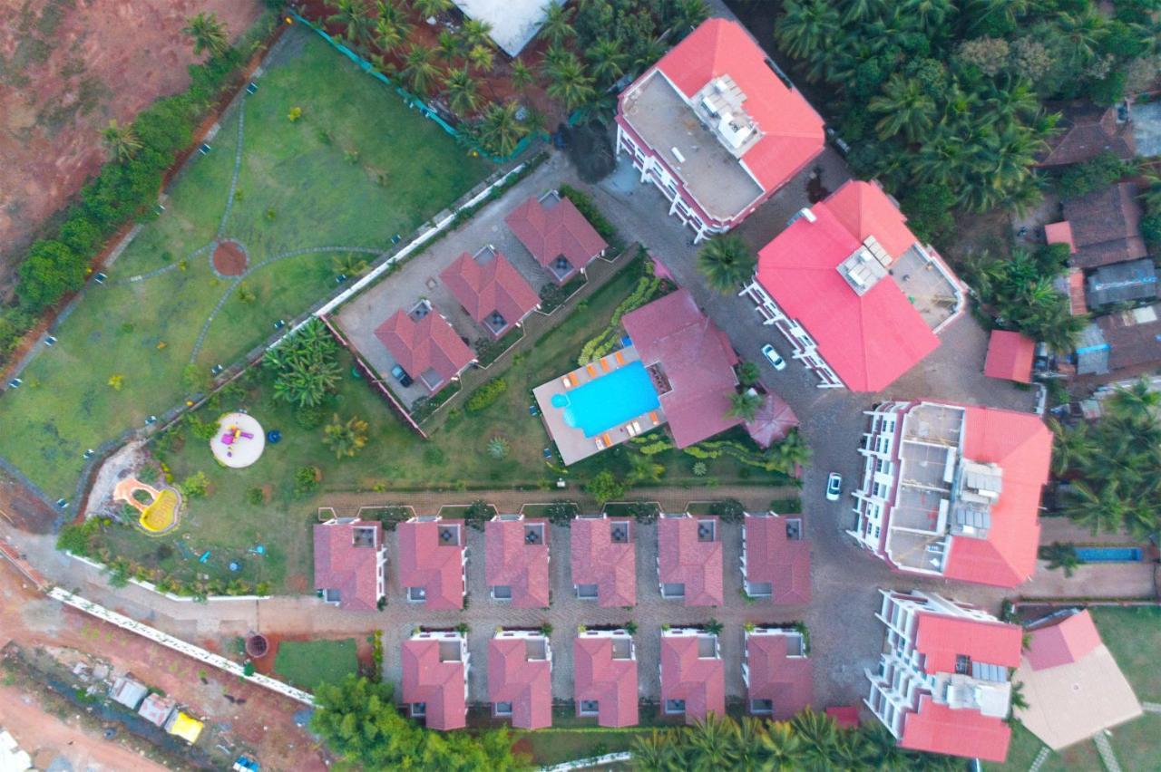 Span Suites & Villa Morjim Buitenkant foto